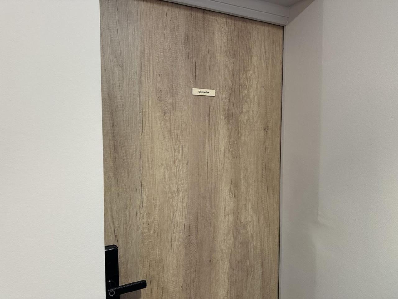 Les Suites Gueguen Chablis Cameră foto