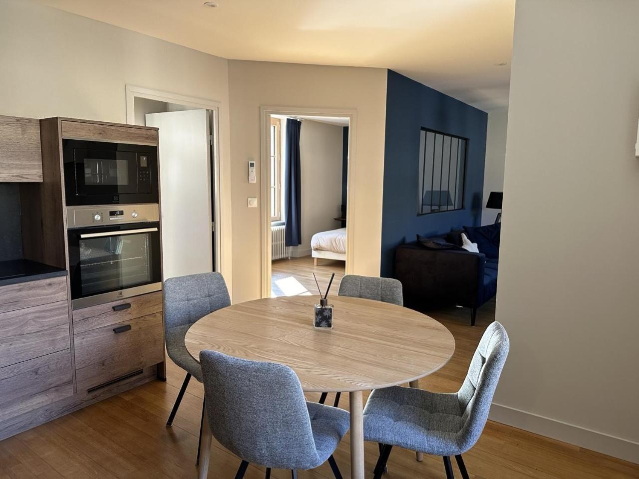 Les Suites Gueguen Chablis Cameră foto