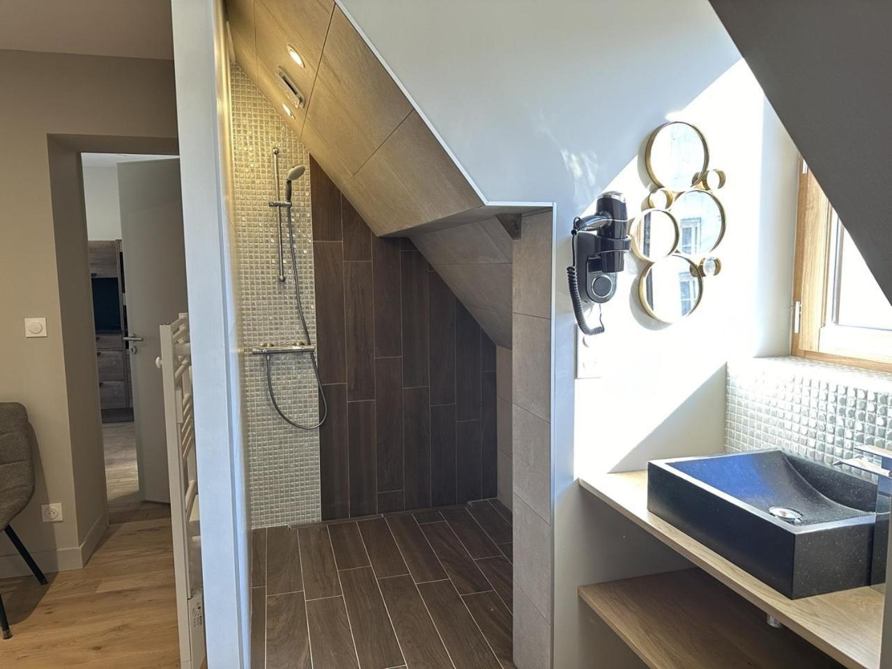 Les Suites Gueguen Chablis Cameră foto